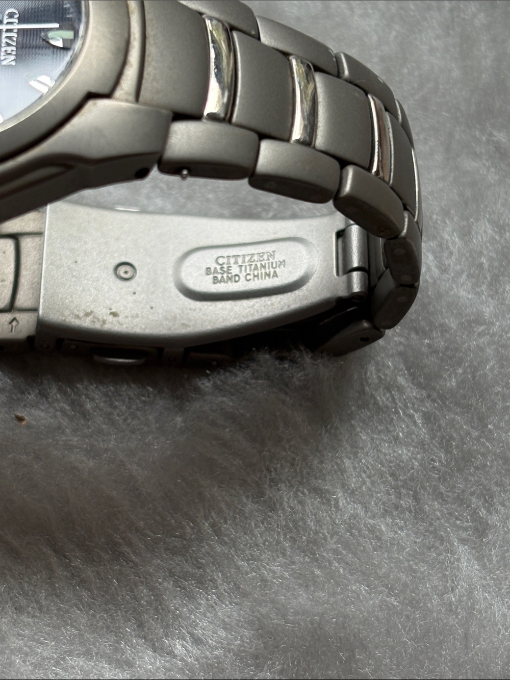 Citizen Eco Drive Titanium Men's Watch with Blue Dial and Silver Bracelet - Picture 4 of 9